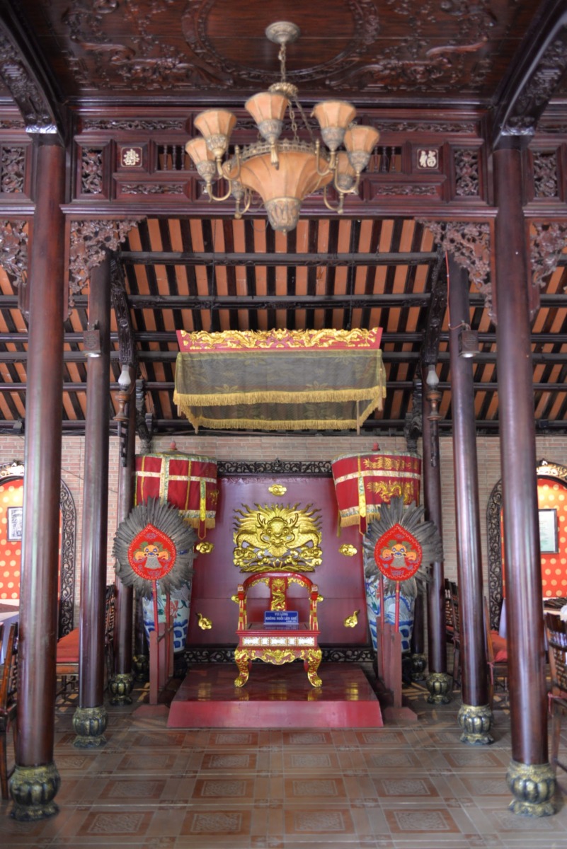 Cà Phê Hoàng Cung