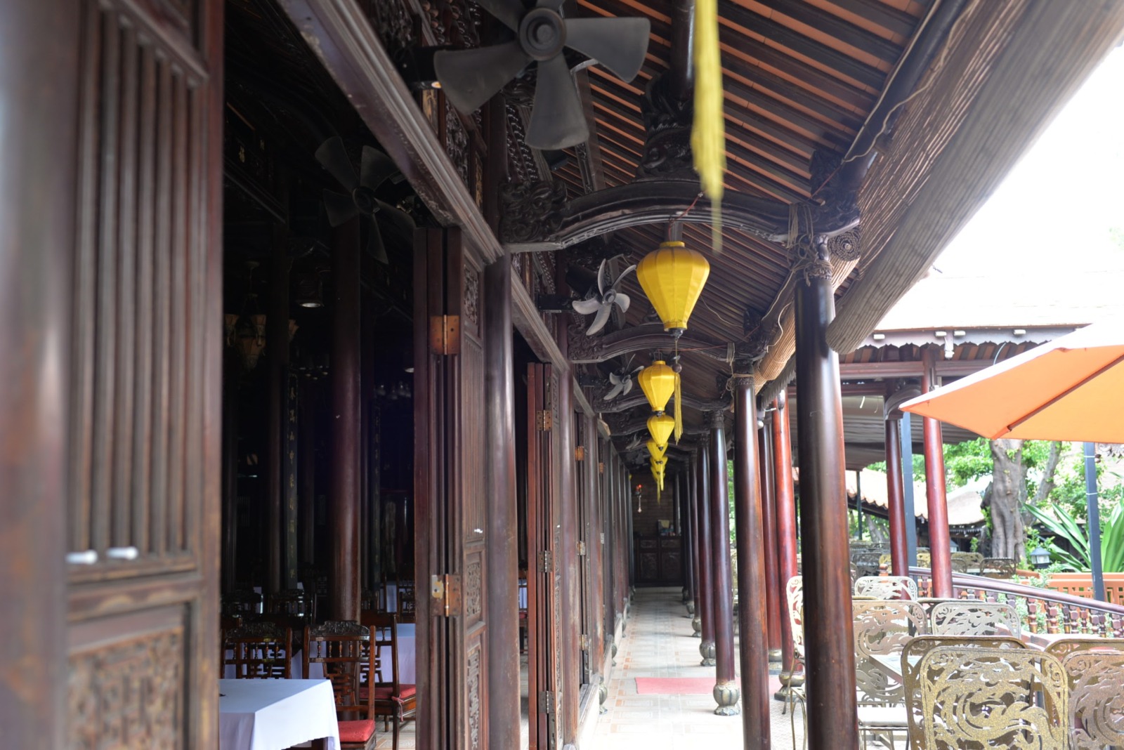 Cà Phê Hoàng Cung